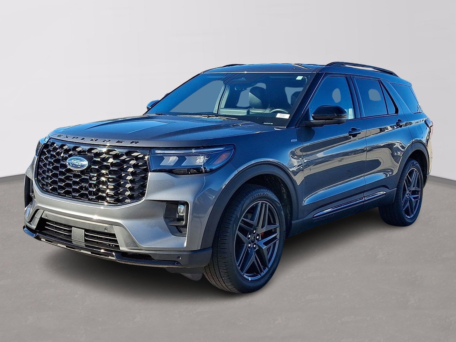 Certified 2025 Ford Explorer ST-Line w/ ST-Line Street Pack image 3