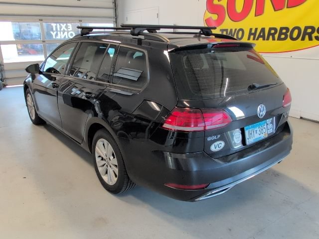 Used 2018 Volkswagen Golf S AWD/4WD image 3