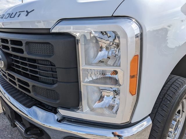 Certified 2023 Ford F250 XL w/ XL Chrome Package image 10
