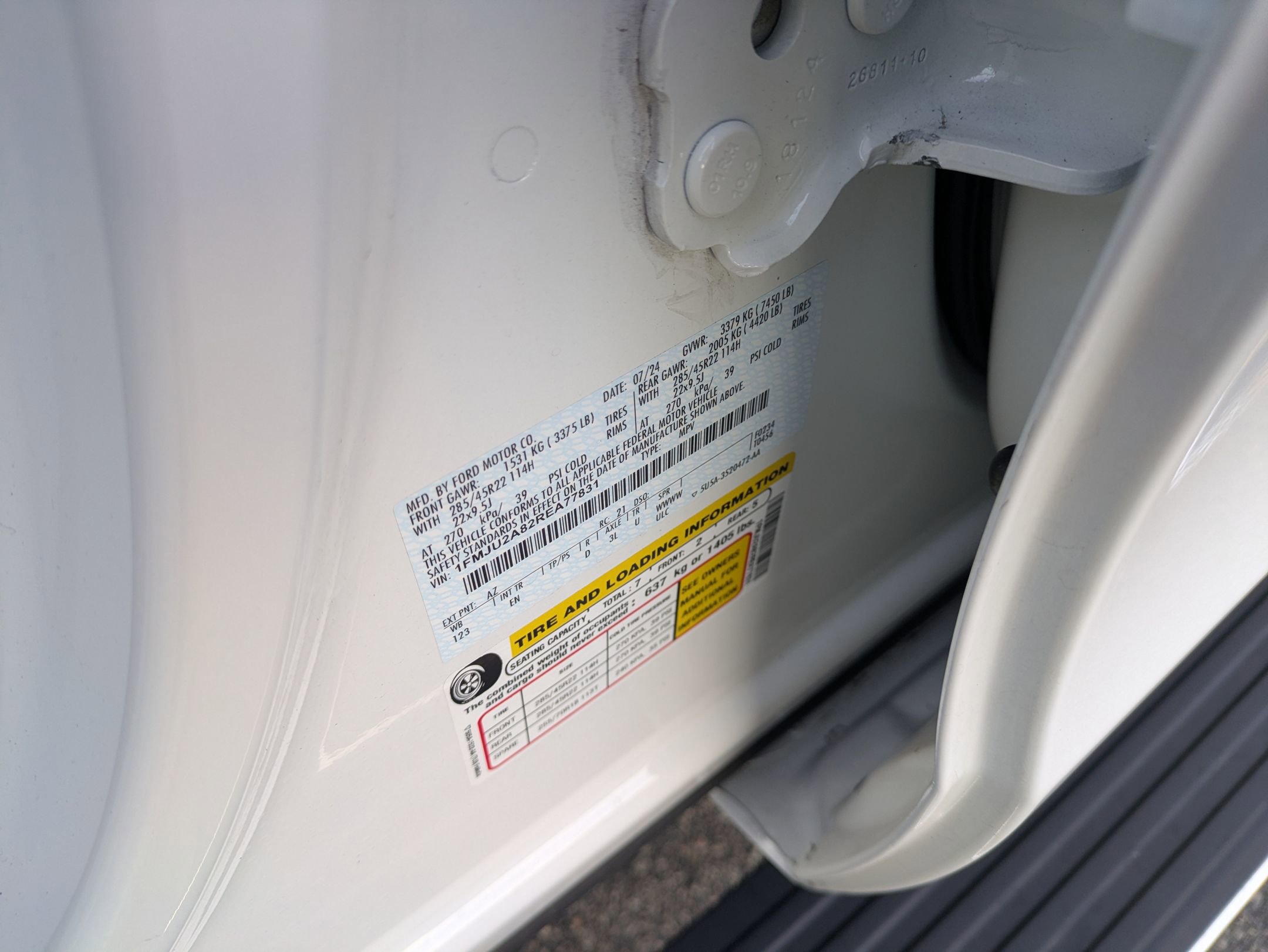 Certified 2024 Ford Expedition Limited image 35