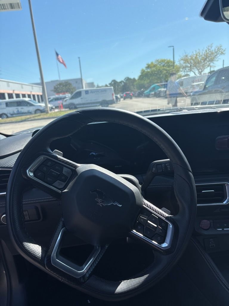 Certified 2025 Ford Mustang GT Premium image 4