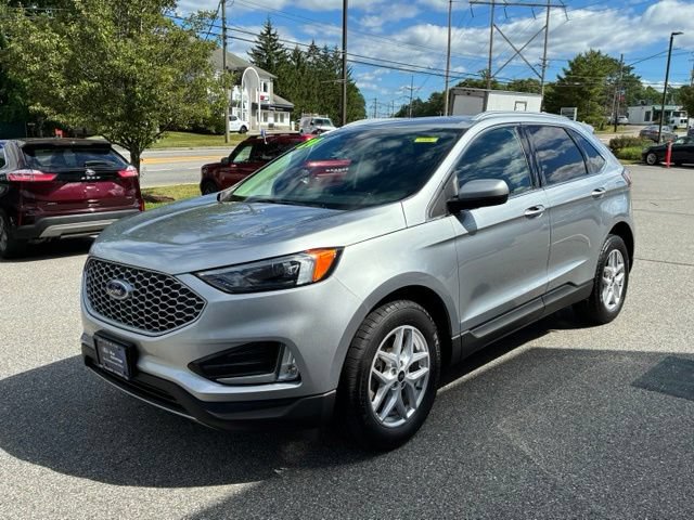 Certified 2024 Ford Edge SEL w/ Convenience Package AWD/4WD image 2