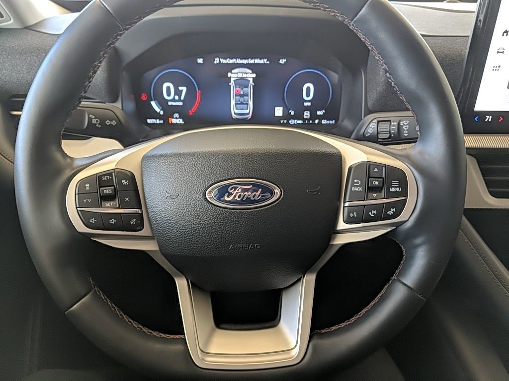 Certified 2025 Ford Explorer Active w/ Active Comfort Package image 16