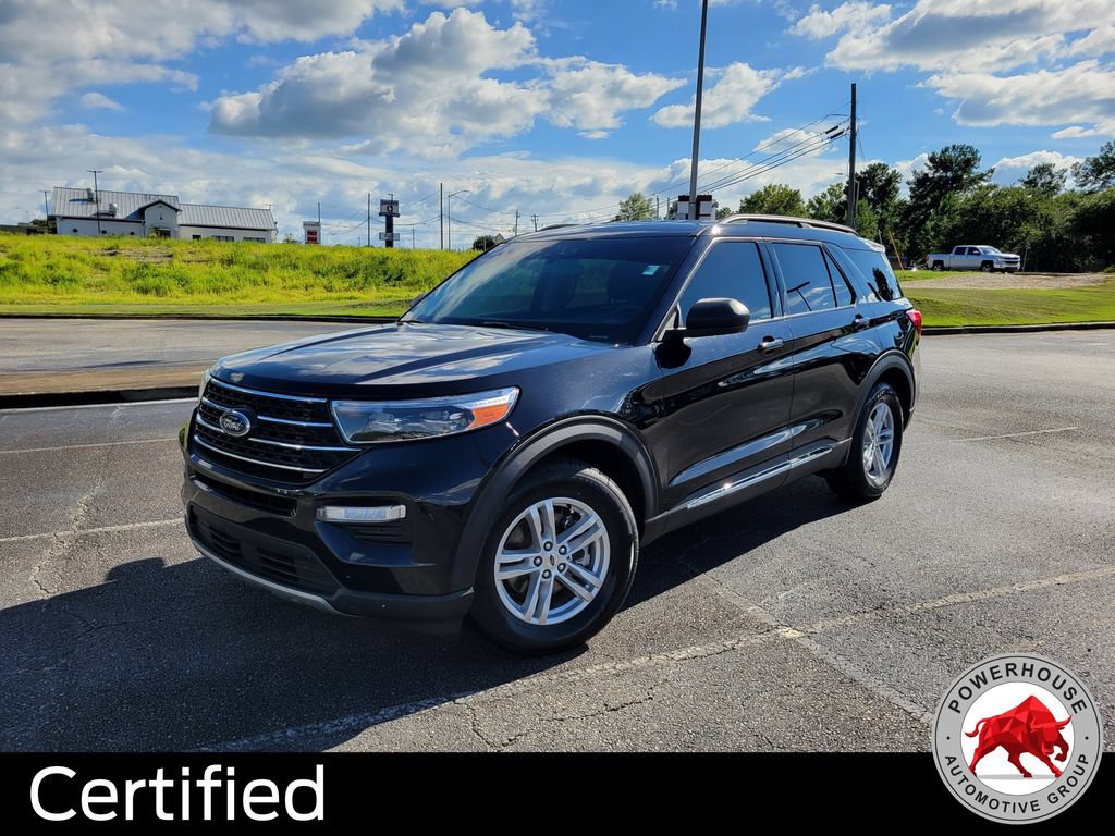 Certified 2024 Ford Explorer XLT w/ Equipment Group 202A RWD image 2