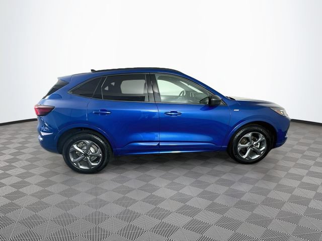 Certified 2023 Ford Escape ST-Line w/ Tech Pack #1 AWD/4WD image 13