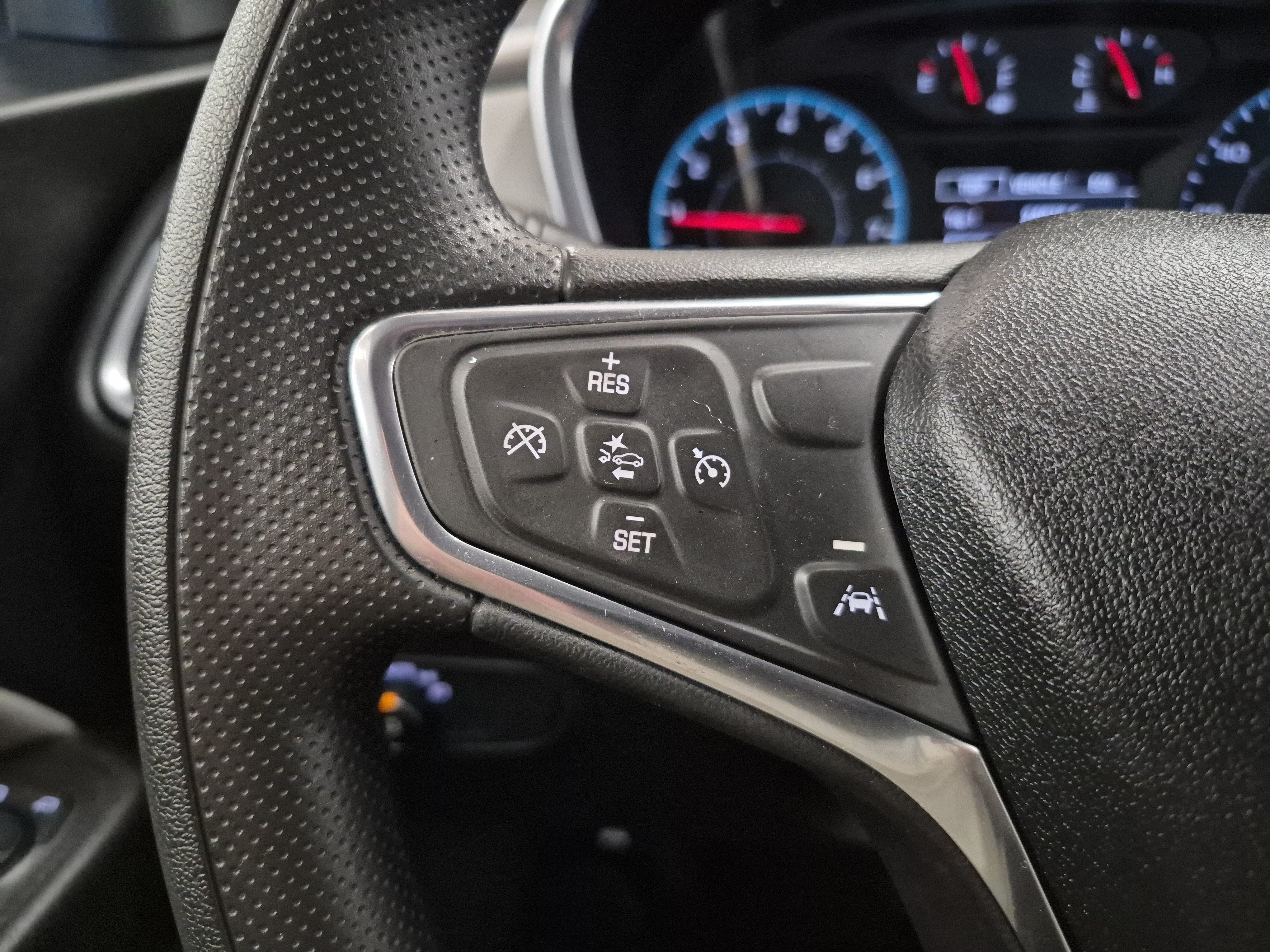 Used 2021 Chevrolet Equinox LS w/ LS Convenience Package FWD image 23