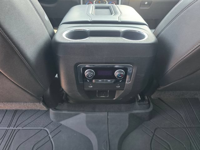 Used 2022 Chevrolet Suburban Z71 w/ Z71 Off-Road Package AWD/4WD image 18