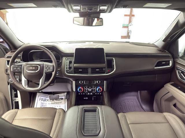 Used 2023 GMC Yukon SLT w/ SLT Luxury Package AWD/4WD image 11