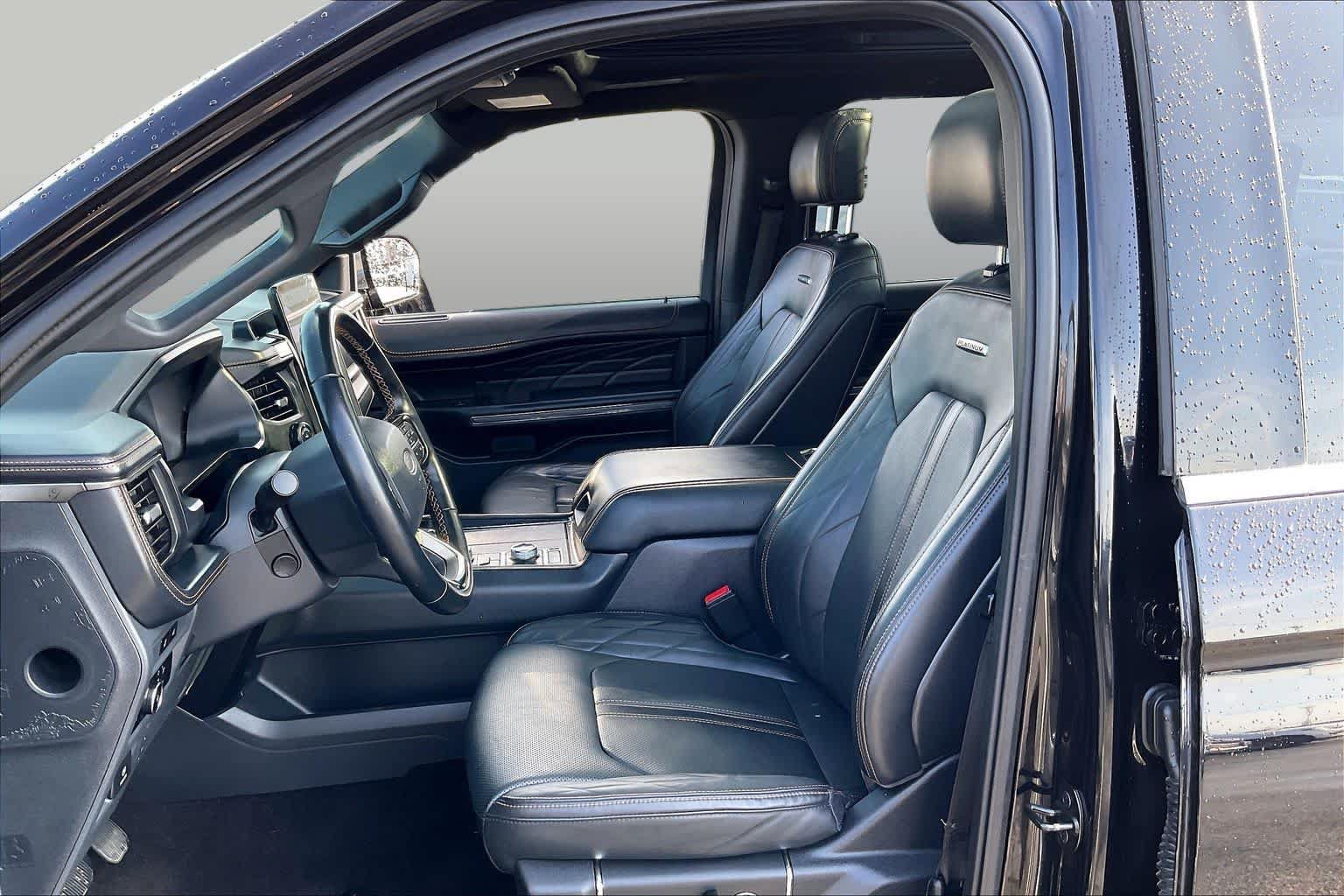 Certified 2023 Ford Expedition Platinum AWD/4WD image 8
