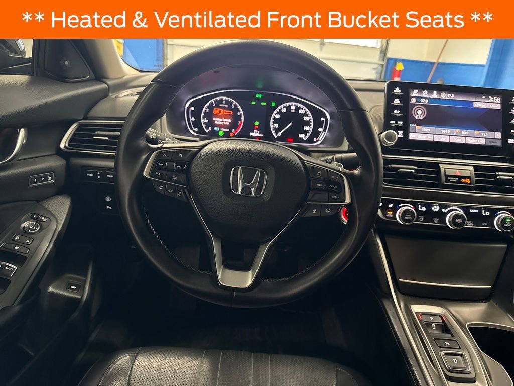 Used 2018 Honda Accord Touring image 17