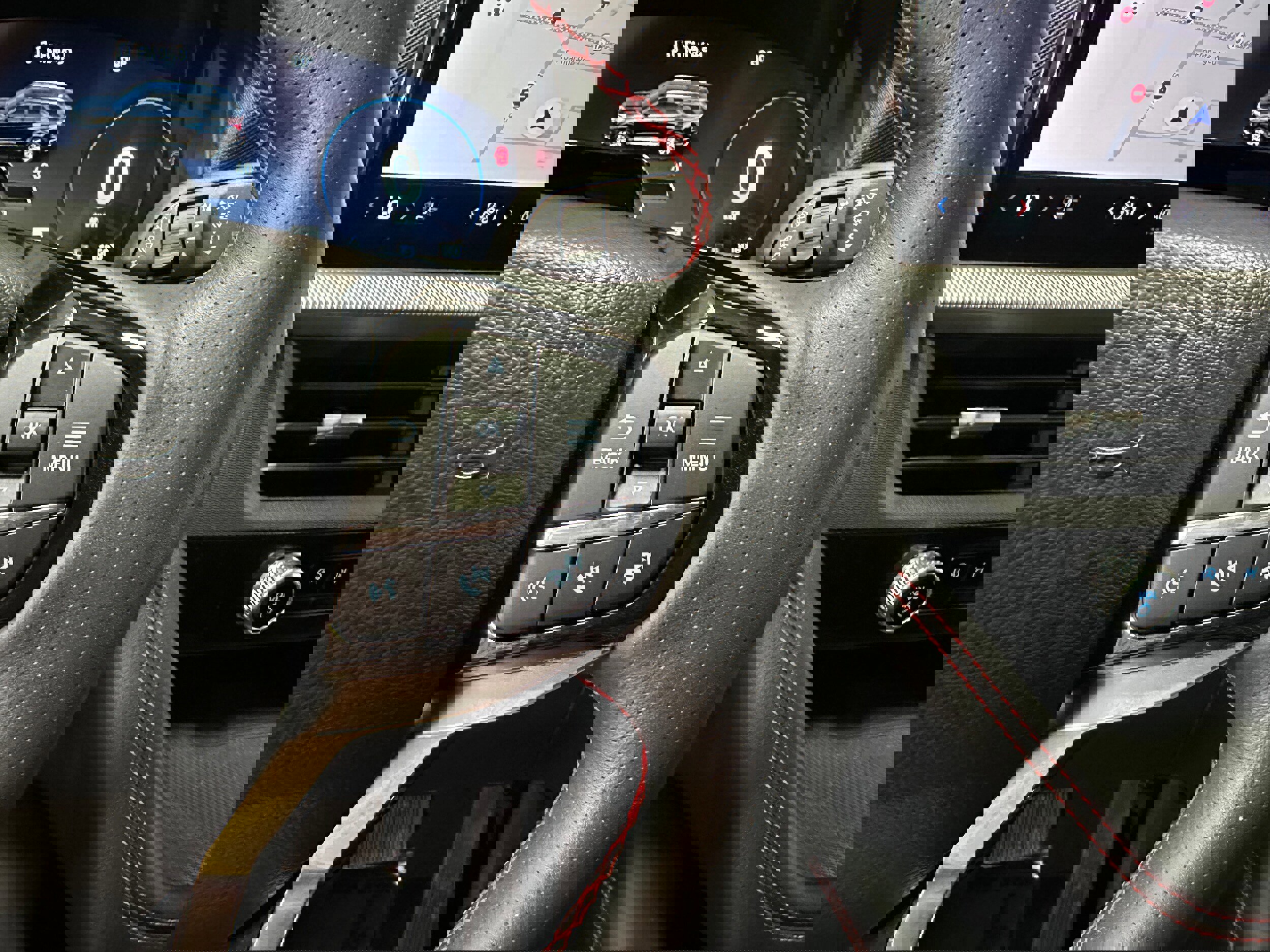 Certified 2025 Ford Explorer ST-Line image 19