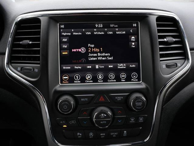 Used 2018 Jeep Grand Cherokee Altitude AWD/4WD image 16