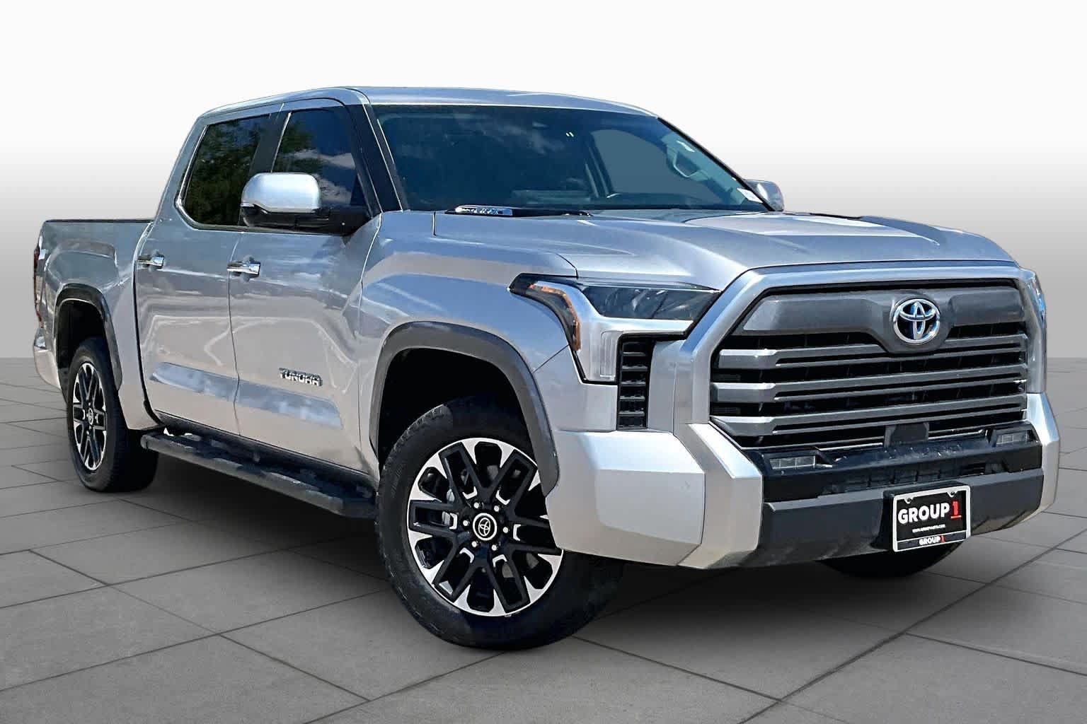 Used 2024 Toyota Tundra Limited w/ Power Package AWD/4WD image 3