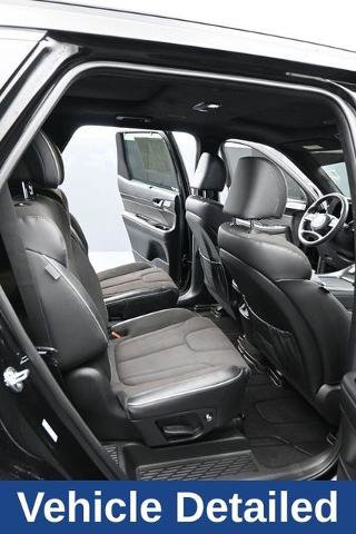 Used 2025 Hyundai Palisade Calligraphy AWD/4WD image 16