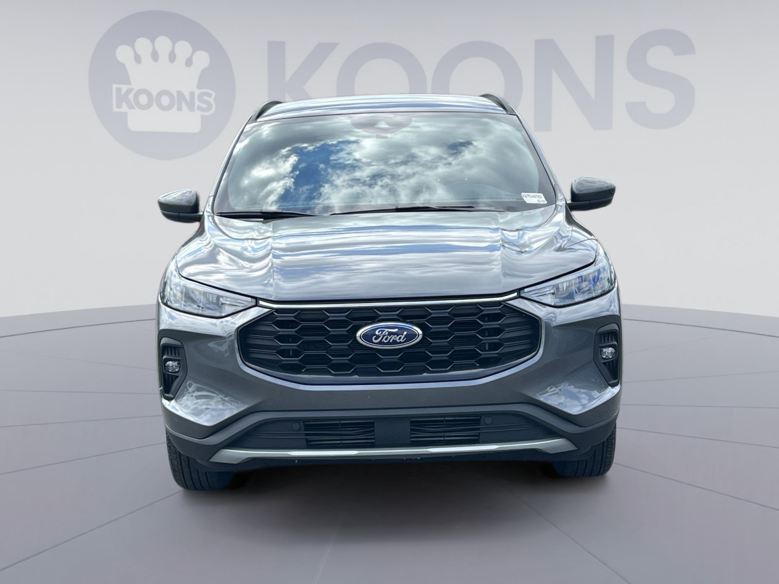 Certified 2025 Ford Escape ST-Line Select AWD/4WD image 4