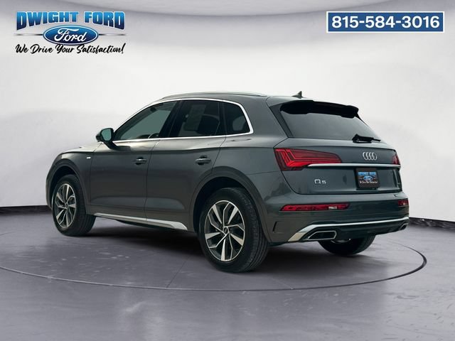 Used 2023 Audi Q5 2.0T Premium w/ Convenience Package AWD/4WD image 3