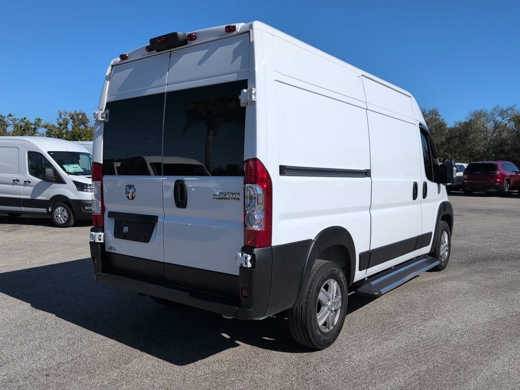 Used 2023 RAM ProMaster 2500 image 3