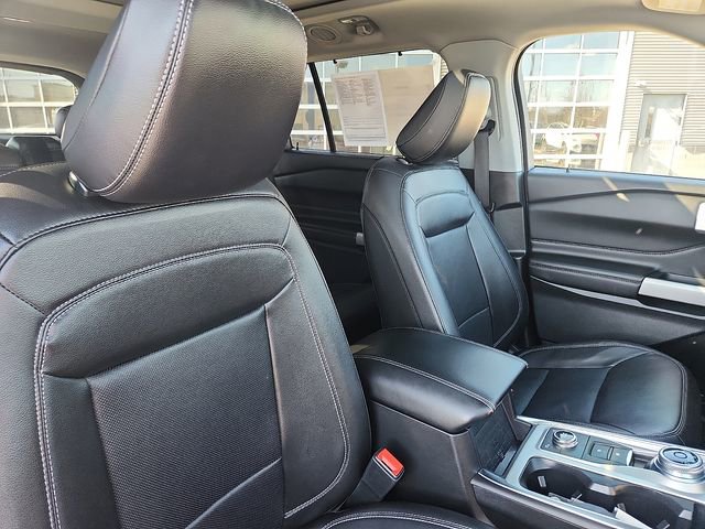 Certified 2023 Ford Explorer Limited w/ Equipment Group 301A image 34