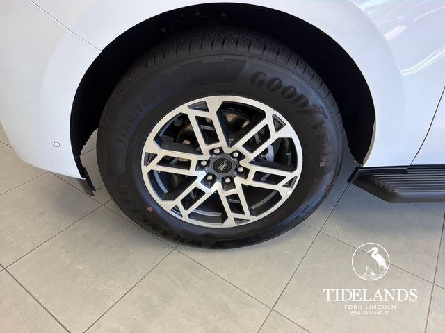 Certified 2025 Ford Expedition Active RWD image 32