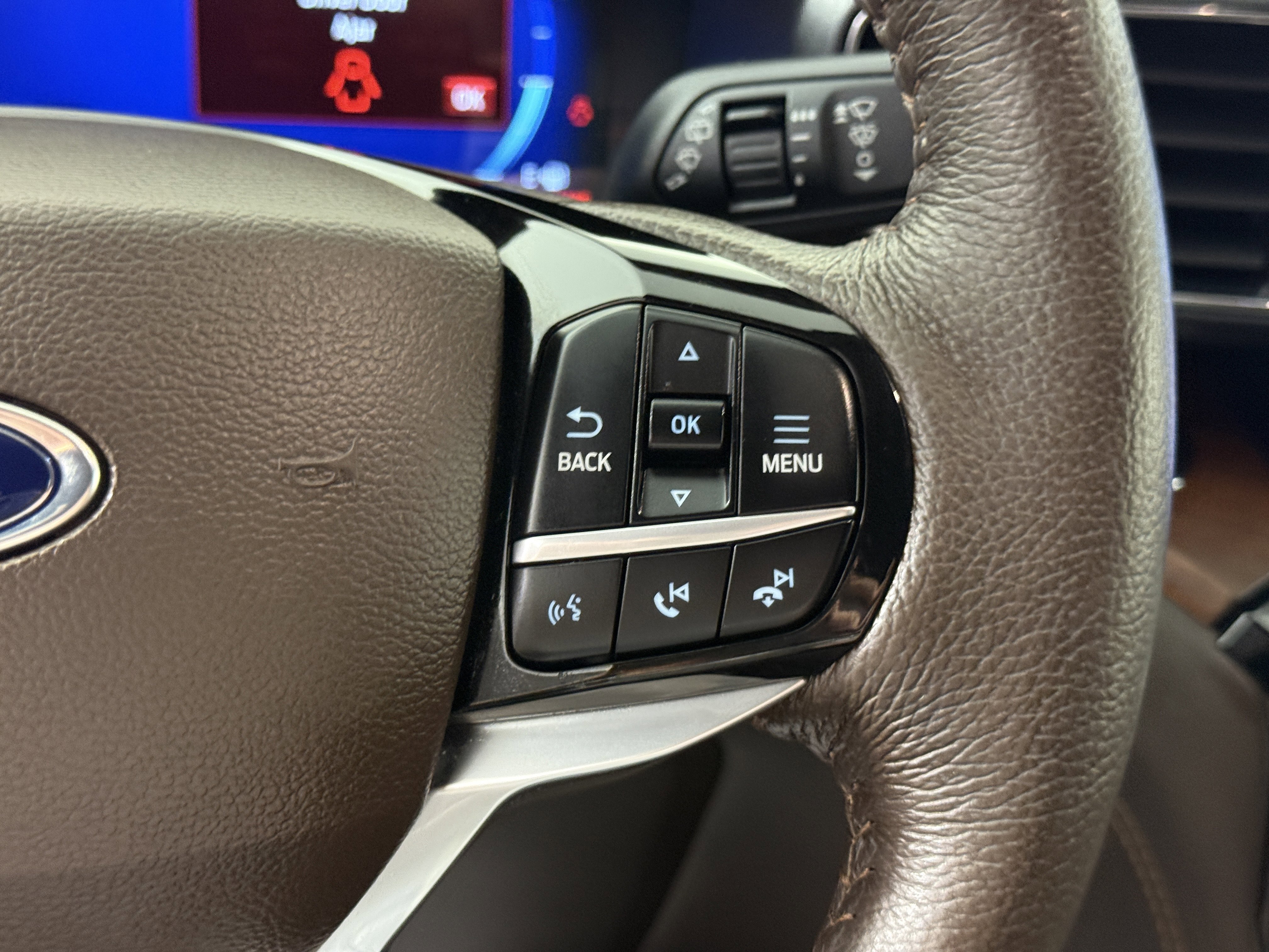 Certified 2023 Ford Explorer King Ranch w/ Technology Package RWD image 25