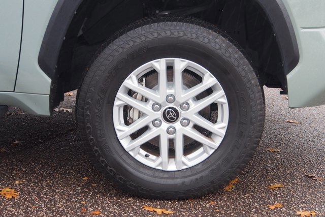 Used 2024 Toyota Tundra SR5 image 10