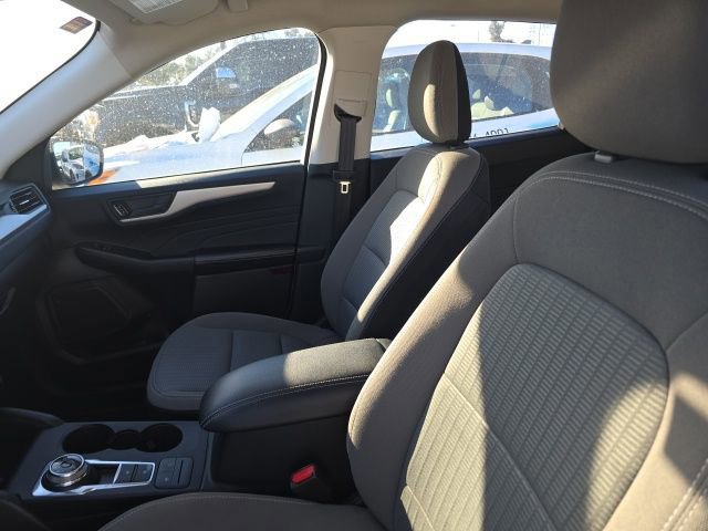 Certified 2022 Ford Escape S image 4