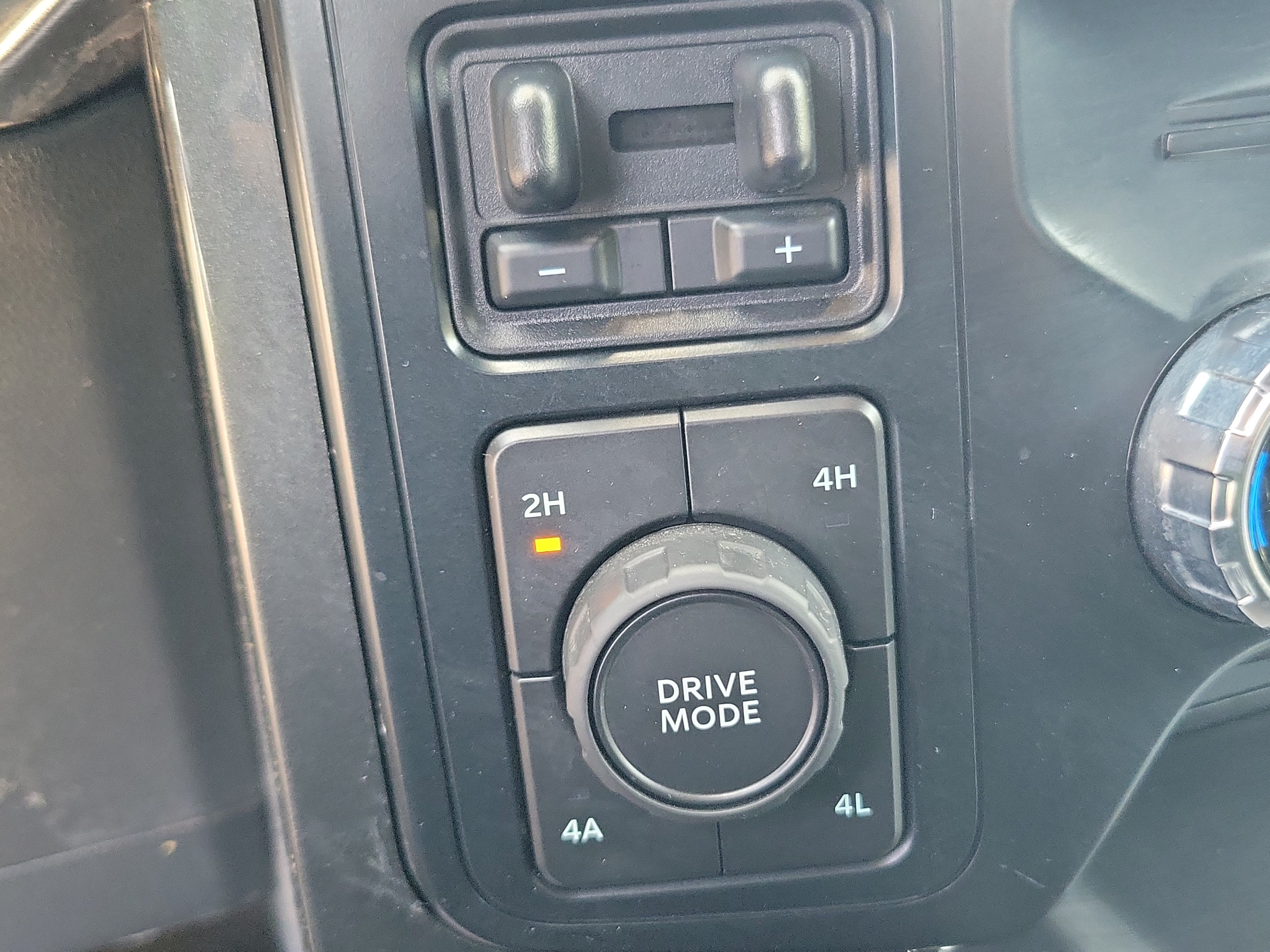 Certified 2023 Ford F150 Lariat AWD/4WD image 26