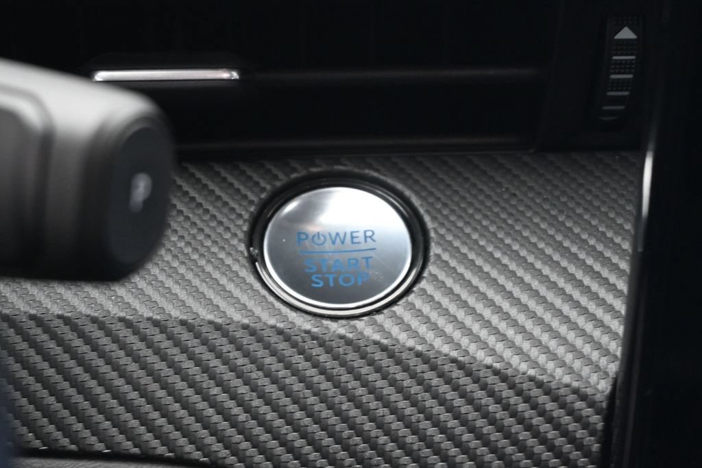 Certified 2025 Ford Mustang Mach-E Select RWD image 13