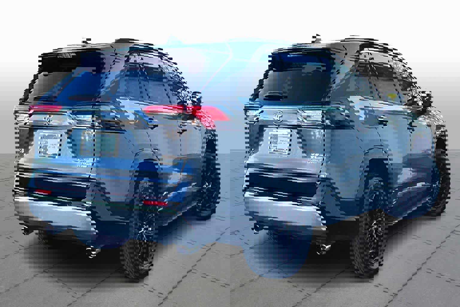 Used 2022 Toyota RAV4 XSE image 12