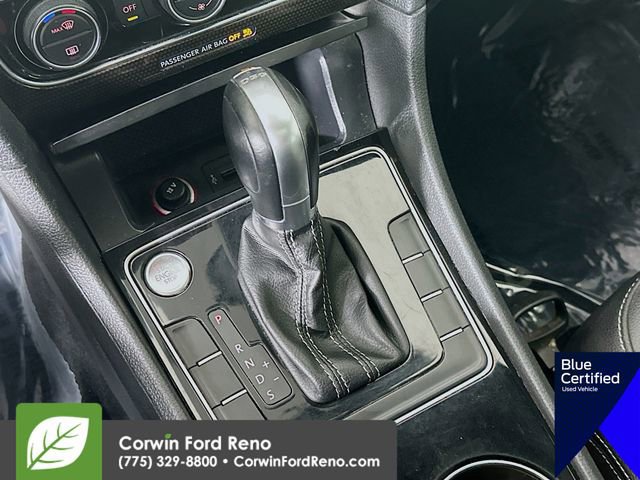 Used 2018 Volkswagen Passat 3.6 FWD image 19