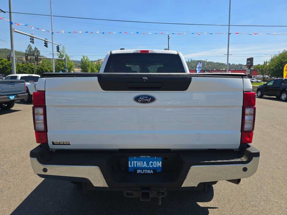 Certified 2020 Ford F350 XLT w/ Tremor Off-Road Package AWD/4WD image 4
