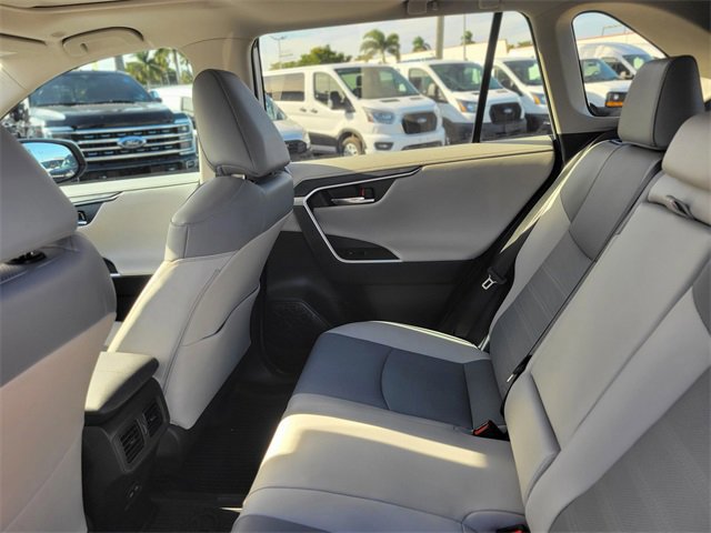 Used 2024 Toyota RAV4 Limited image 9