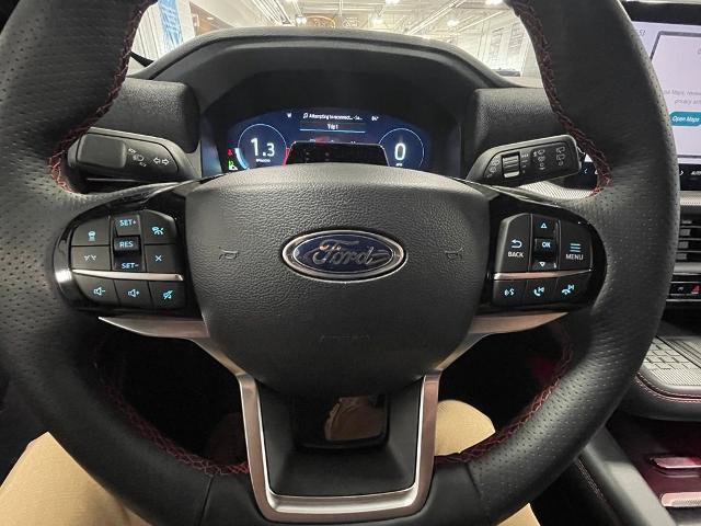 Certified 2025 Ford Explorer ST-Line w/ Premium Package AWD/4WD image 14