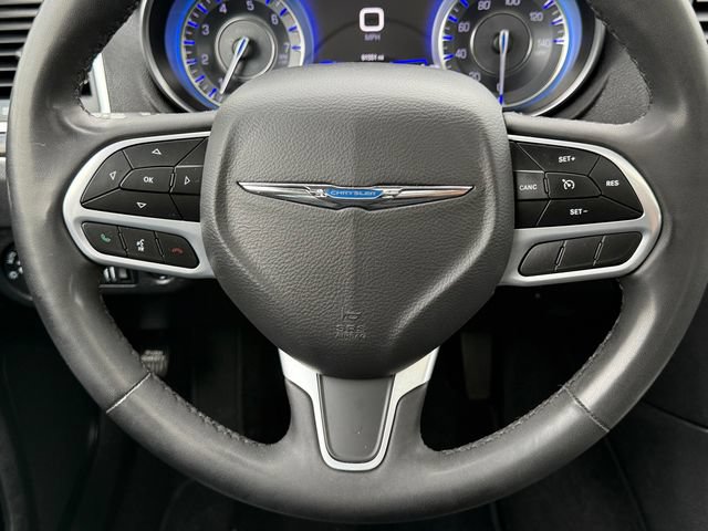 Used 2023 Chrysler 300 Touring L w/ Popular Equipment Group AWD/4WD image 29