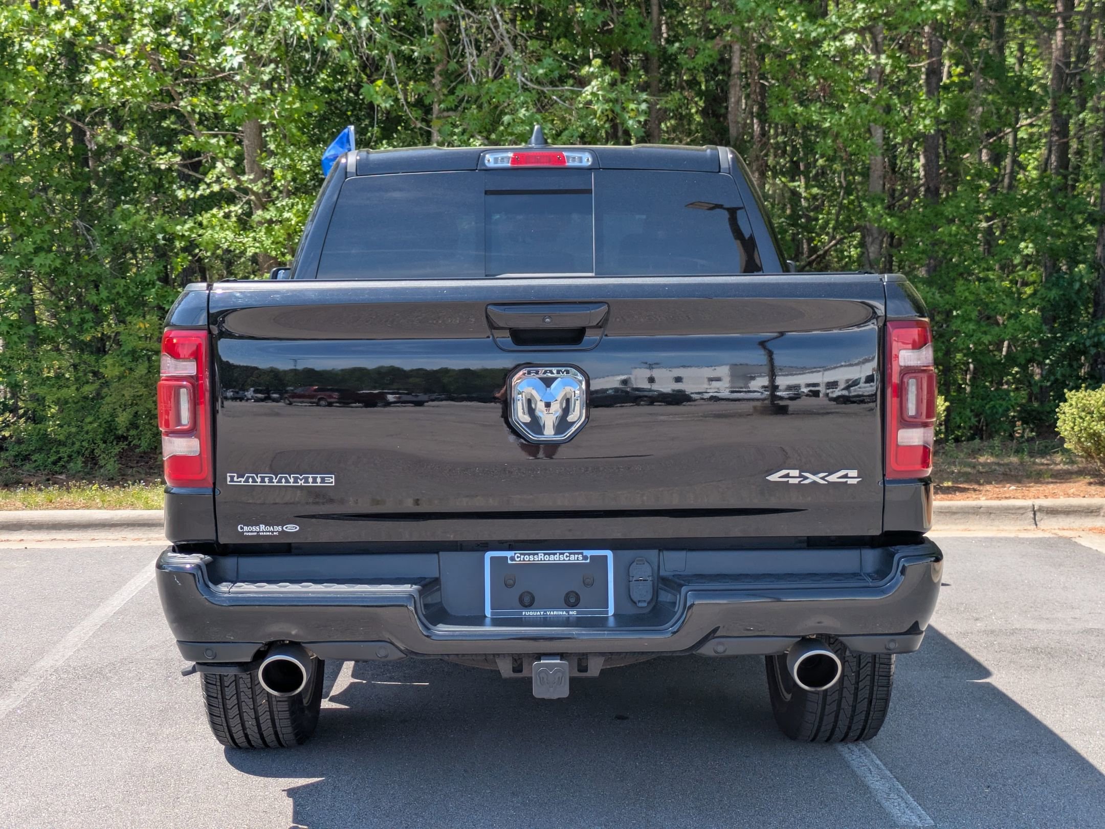 Used 2022 RAM 1500 Laramie w/ Sport Appearance Package AWD/4WD image 4