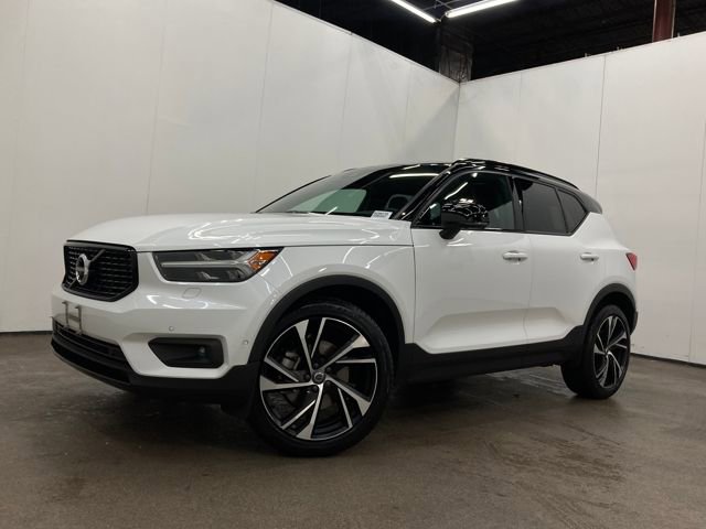 Used 2020 Volvo XC40 T5 R-Design w/ Protection Package Premier