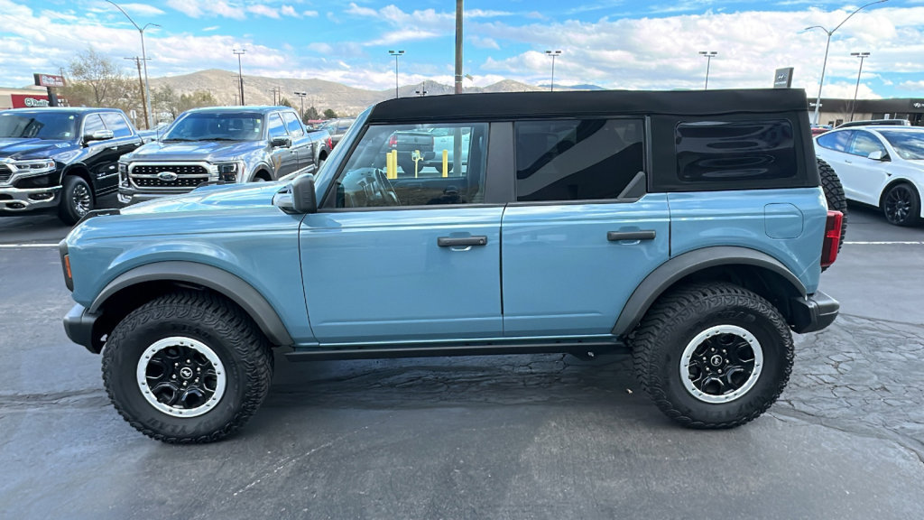 Certified 2023 Ford Bronco Black Diamond w/ Sasquatch Package image 2