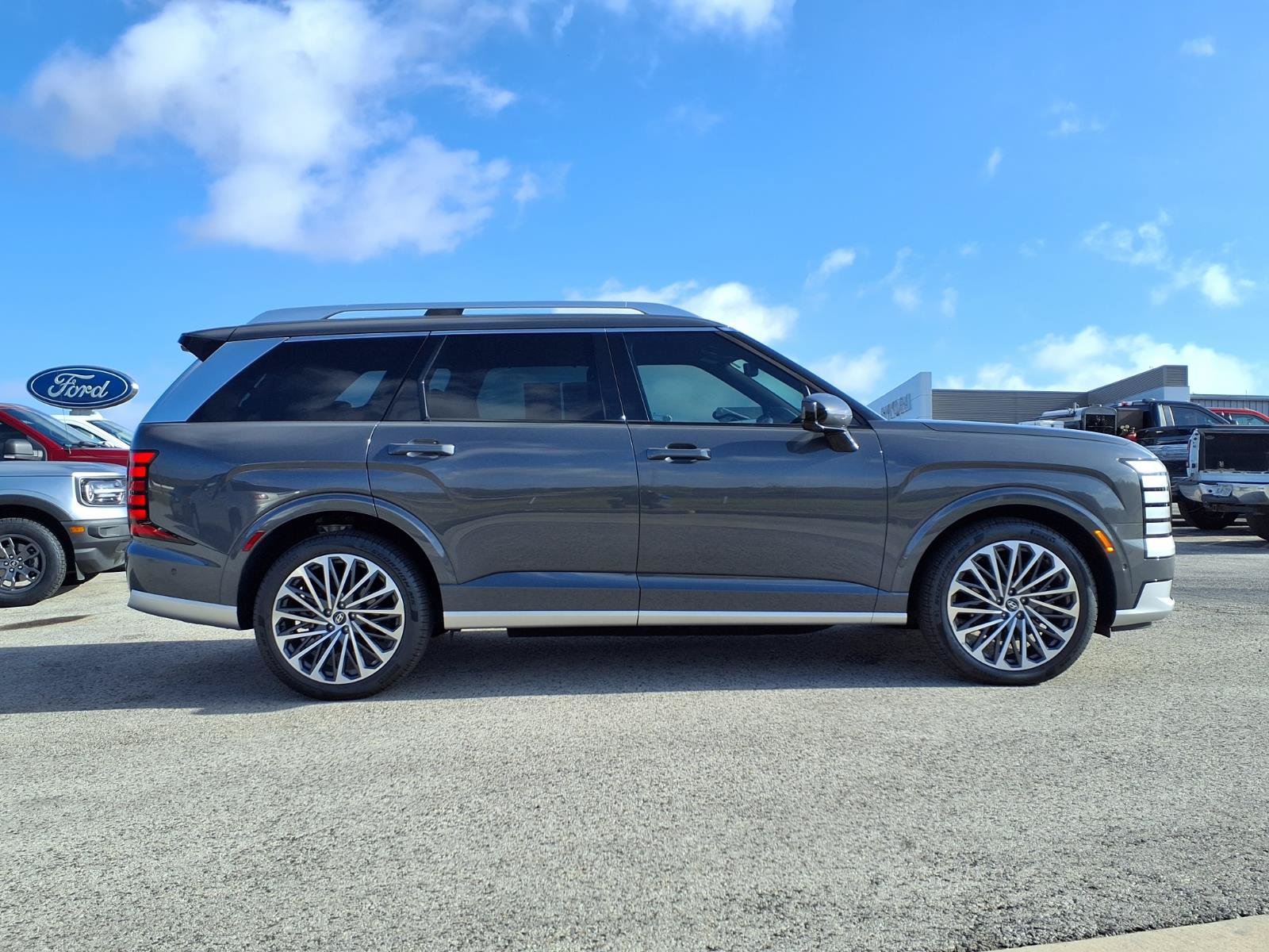 Used 2026 Hyundai Palisade Calligraphy AWD/4WD image 4