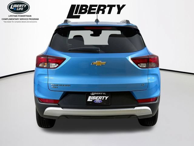 Used 2025 Chevrolet TrailBlazer LT AWD/4WD image 4