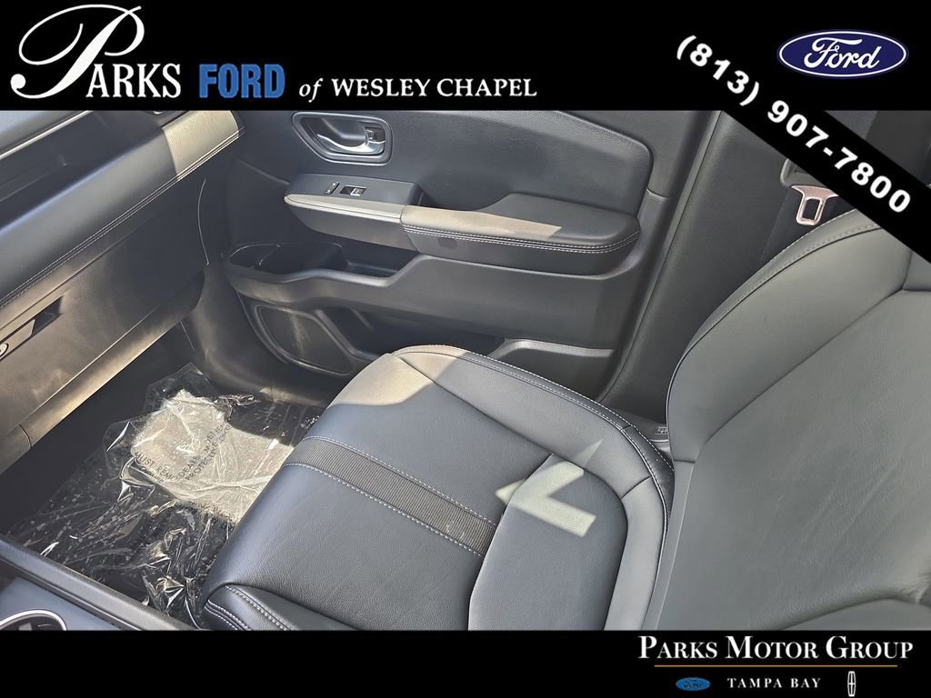 Used 2024 Honda Pilot Touring image 14