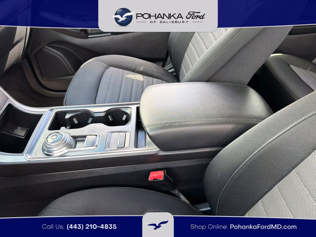 Certified 2022 Ford Edge SE w/ Black Appearance Package AWD/4WD image 13