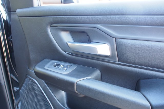 Used 2026 RAM 1500 Express AWD/4WD image 14