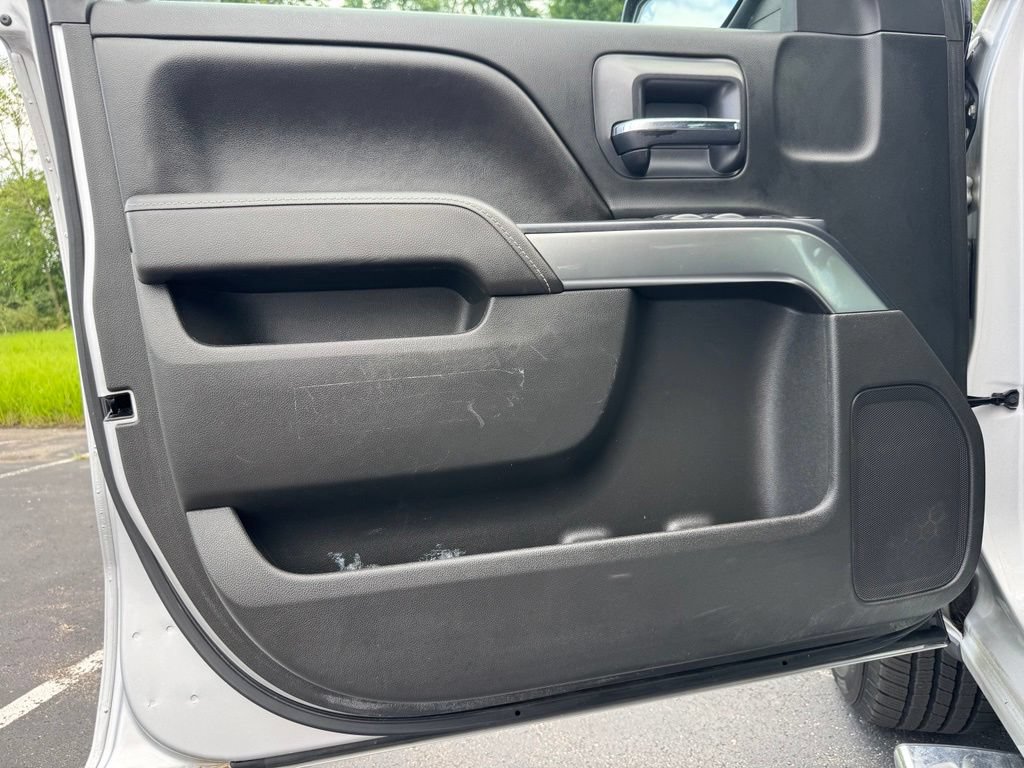 Used 2017 Chevrolet Silverado 1500 LT w/ All Star Edition AWD/4WD image 22