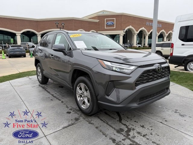 Used 2024 Toyota RAV4 XLE image 4