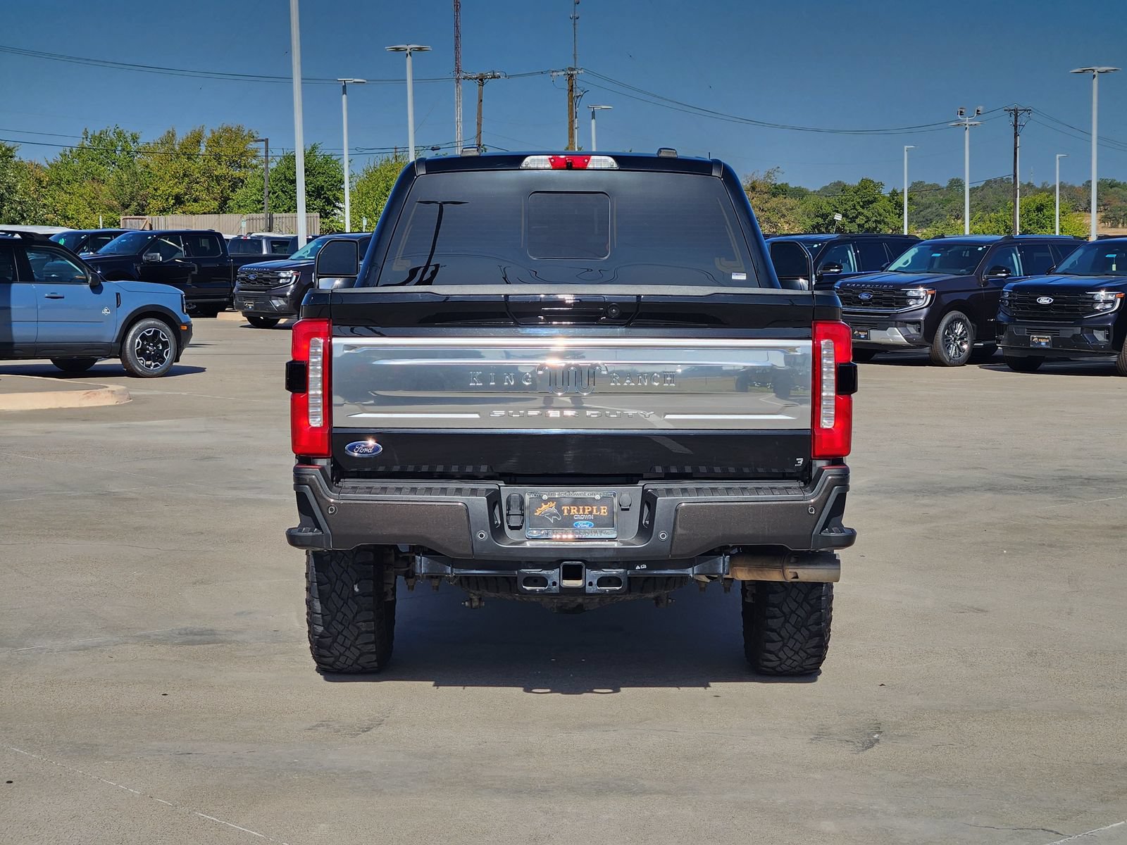 Certified 2025 Ford F250 King Ranch w/ Tremor Off-Road Package AWD/4WD image 8