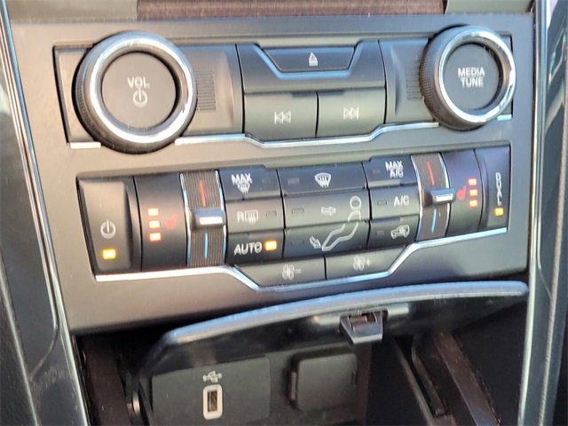 Certified 2018 Ford Explorer XLT w/ Equipment Group 202A image 24