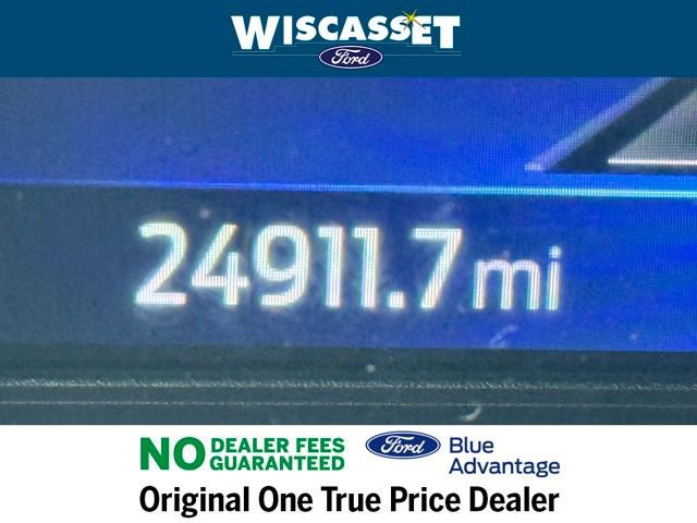 Certified 2022 Ford Explorer XLT w/ Equipment Group 202A image 22