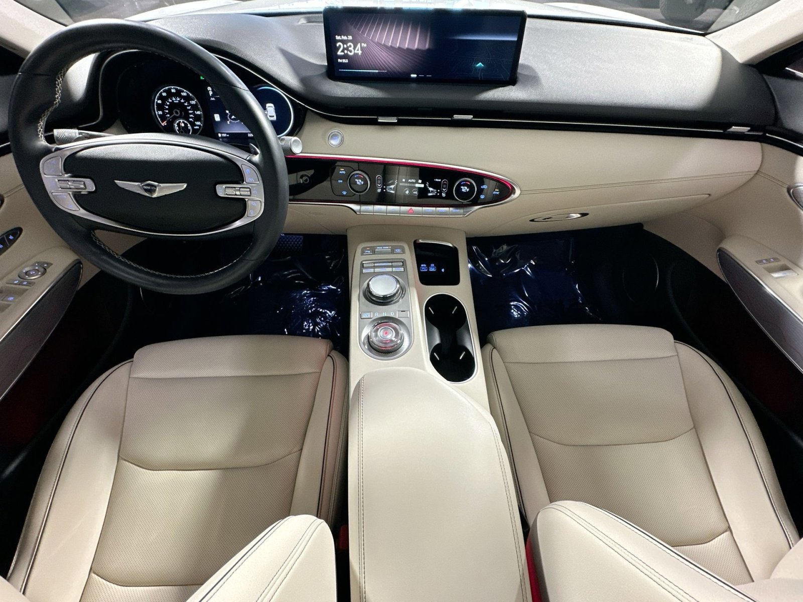 Used 2024 Genesis GV70 2.5T w/ Advanced Package image 34