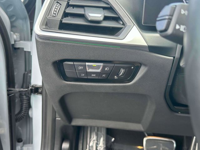 Used 2024 BMW 330i xDrive Sedan image 21