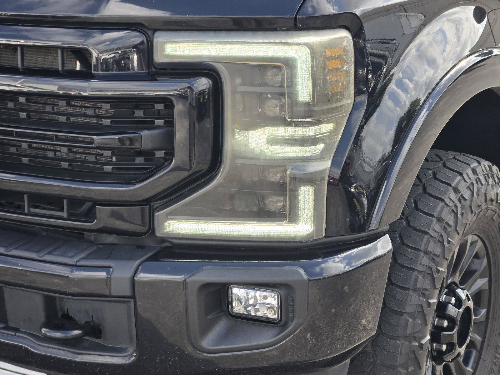 Certified 2022 Ford F250 Lariat w/ Tremor Off-Road Package AWD/4WD image 10